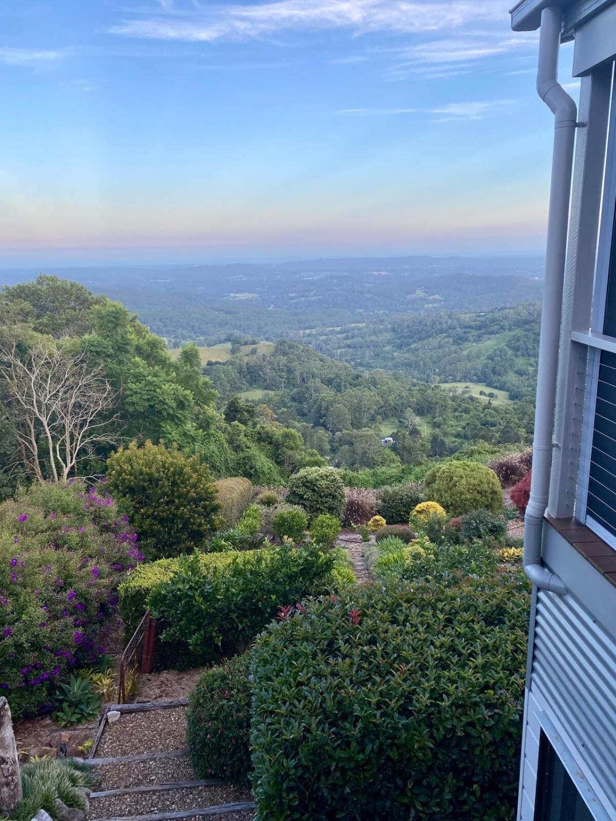 Flaxton Garden Home With Spectacular Coastal Views Montville Dış mekan fotoğraf